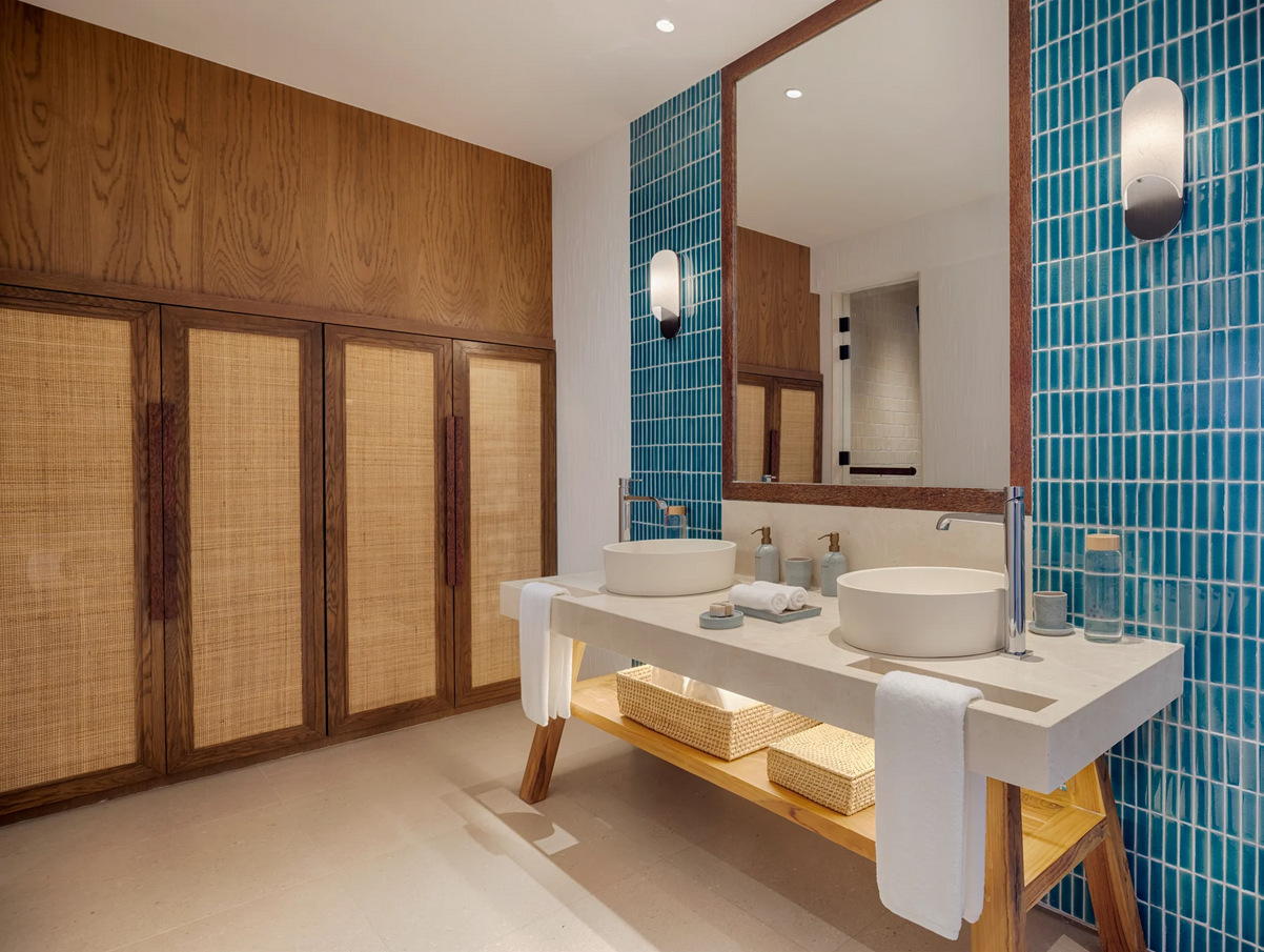 Three Bedroom Beach Reserve · Three bedrooms · the reserve